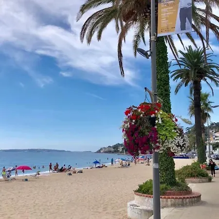 Appartement Neuf Avec Balcon, A 100 M De La